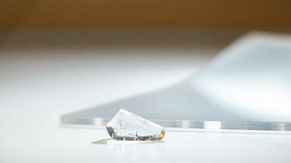 Les avantages du PMMA coulé par rapport au verre dans vos projets